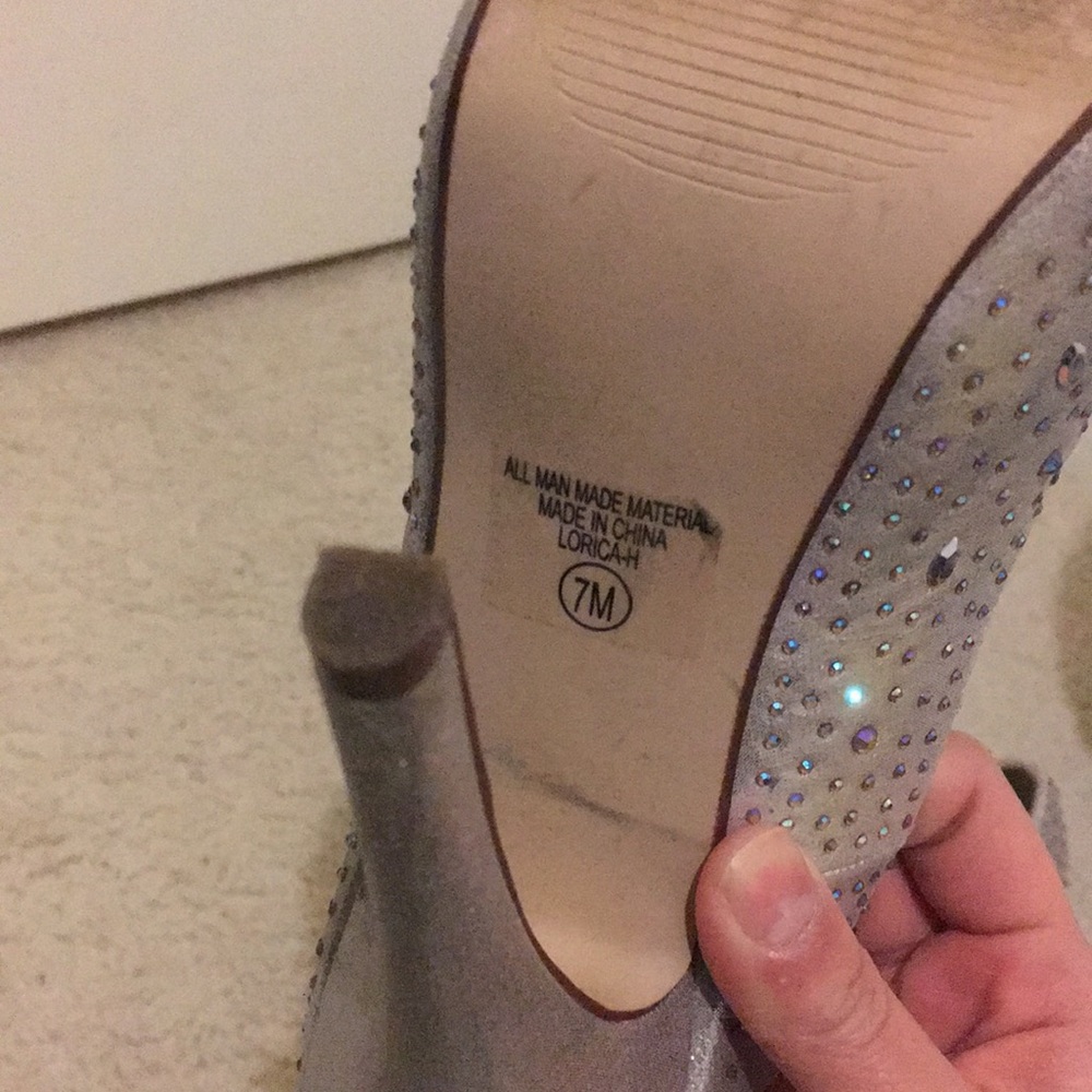 Silver crystal rhinestones platform pumps sz 7 - Picture 6 of 6
